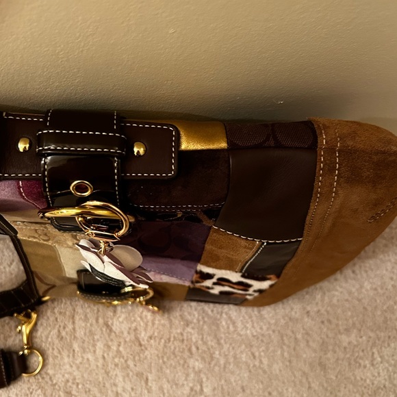 Limited Edition Coach Patchwork Handbag/2005 - Picture 6 of 10